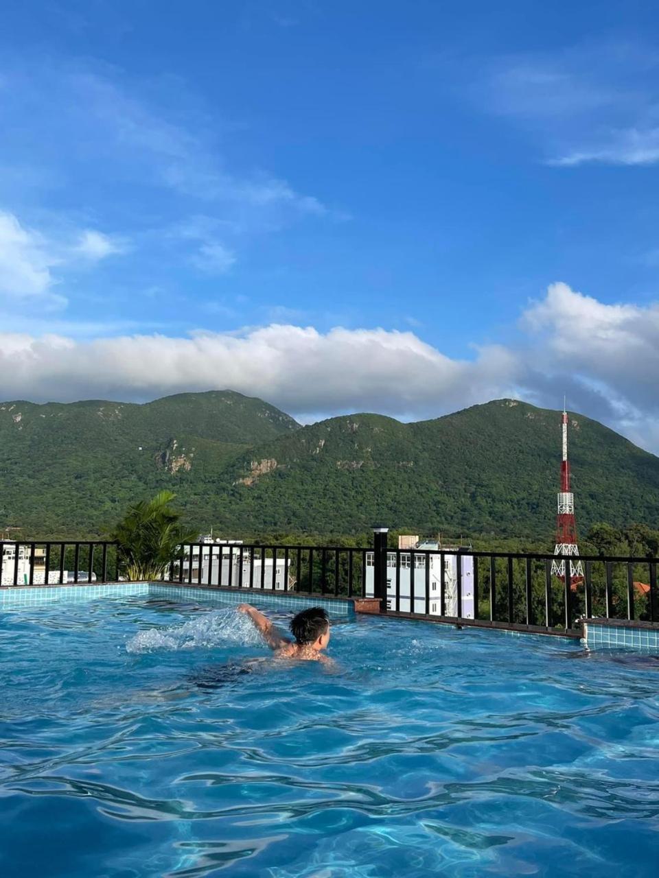 Tuan Ninh Hotel II Chi Khu Co Ong Kültér fotó