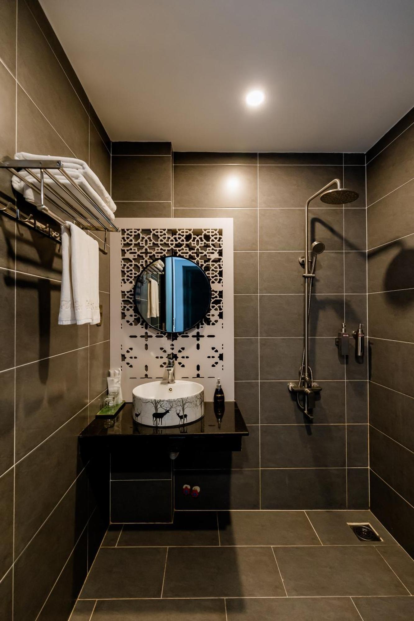 Tuan Ninh Hotel II Chi Khu Co Ong Kültér fotó
