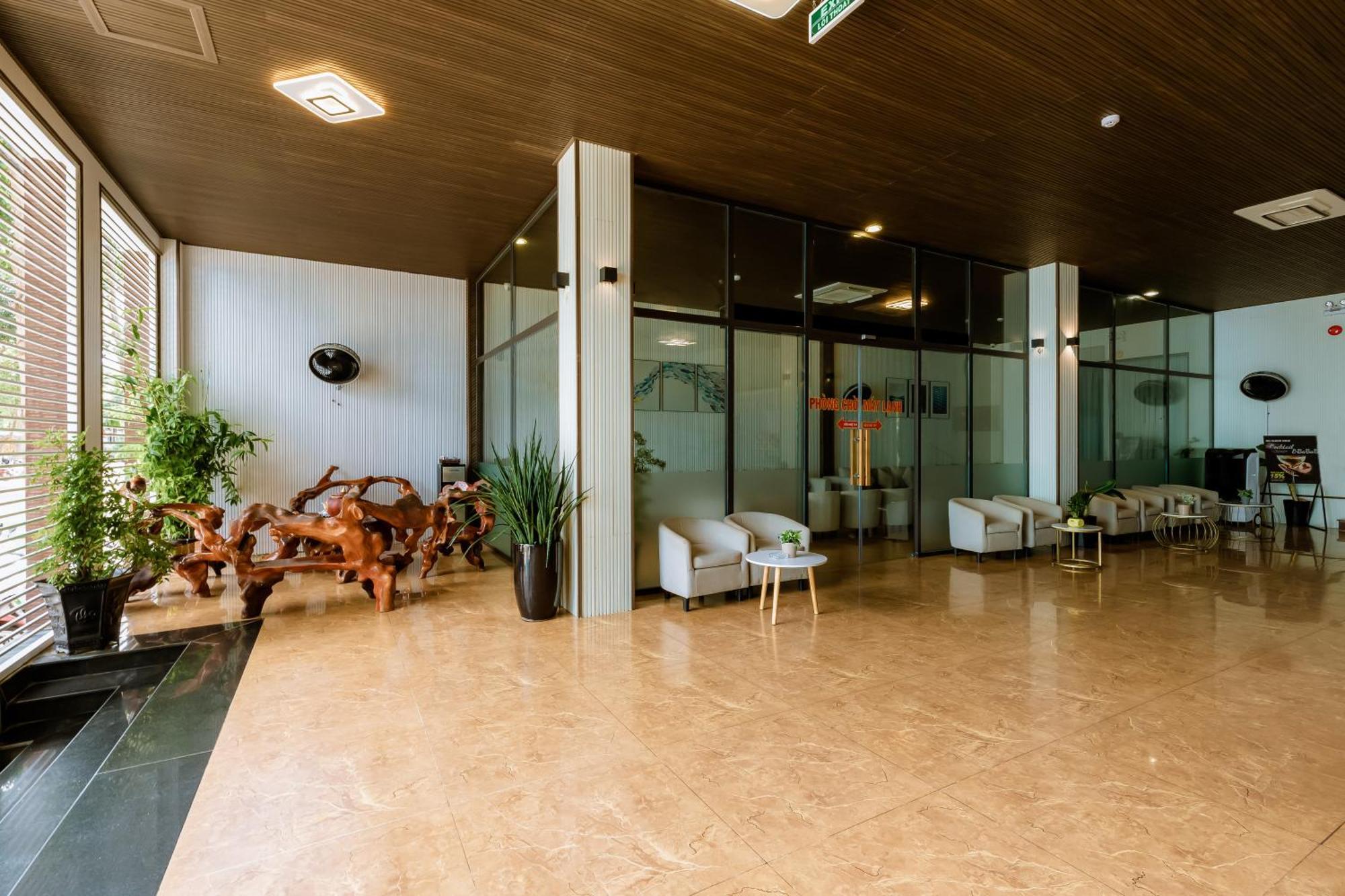 Tuan Ninh Hotel II Chi Khu Co Ong Kültér fotó